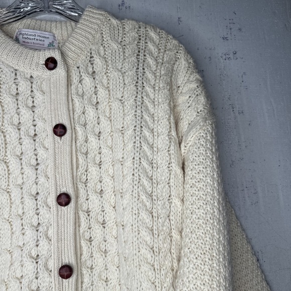 Vintage 90s Highland Home Industries Hand Knit Pure Wool Cream Cardigan | Sz: S - Picture 2 of 13